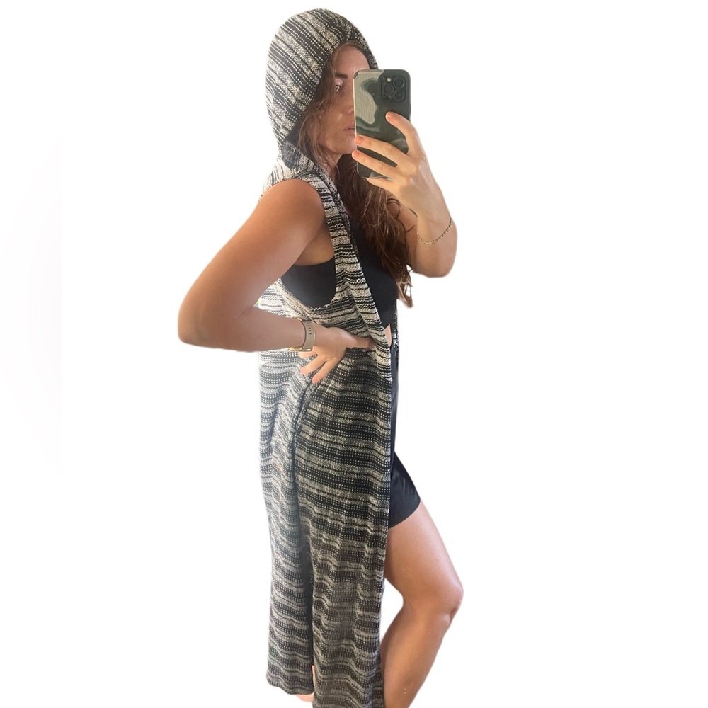 Hooded Maxi Midi Woven Black White Vest Sleeveless cardiagn womens
